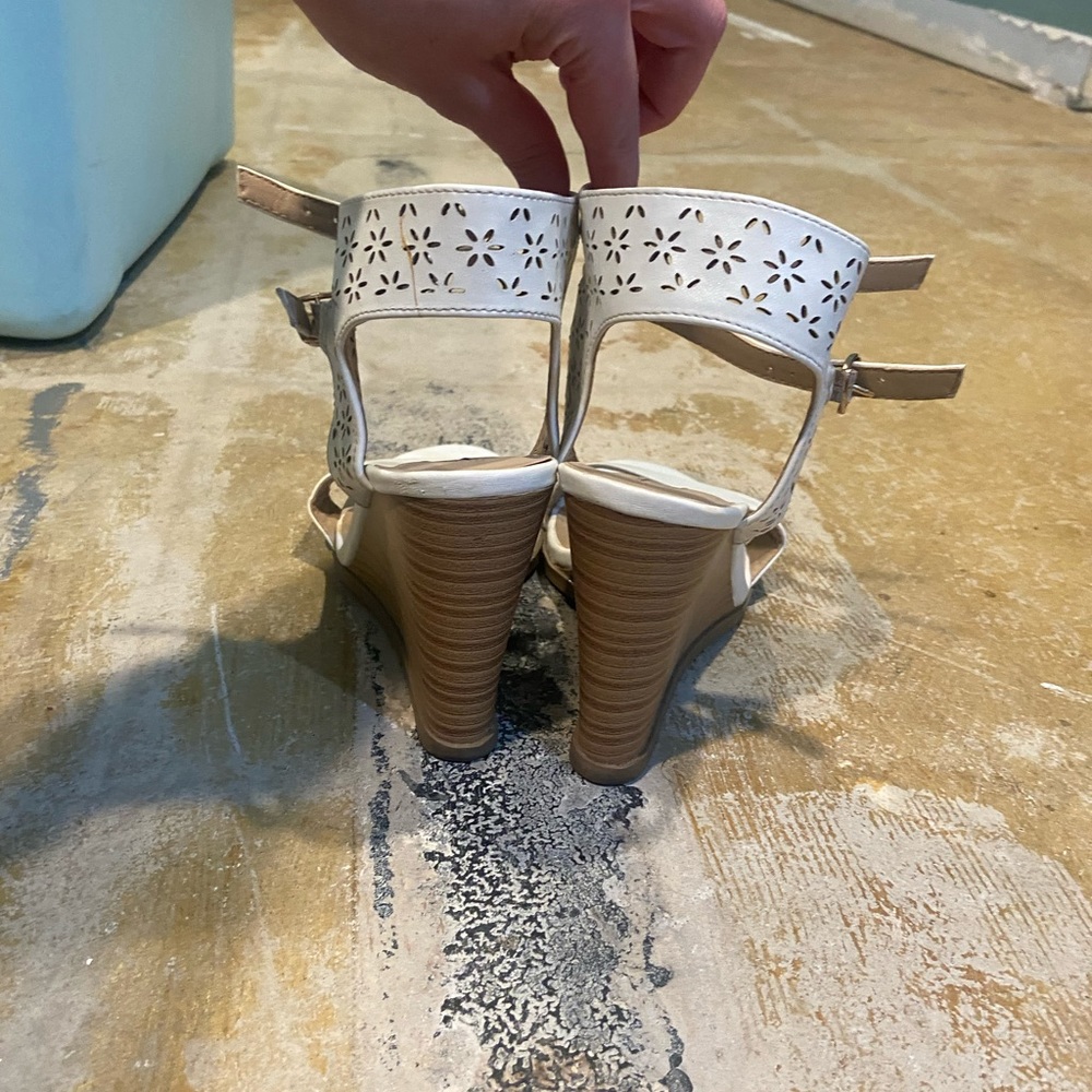 Wedge sandals